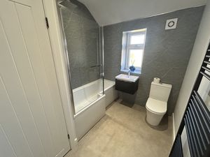 Photo 18- click for photo gallery